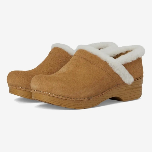 🛑SALE🛑NEW Dansko Clogs - Picture 1 of 2